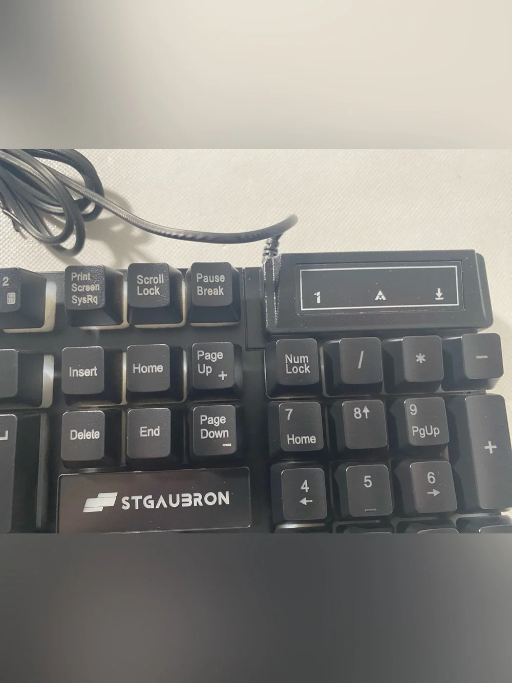NEW In Box - STGAUBRON Computer Keyboard USB Wired w/ Kickstand Black